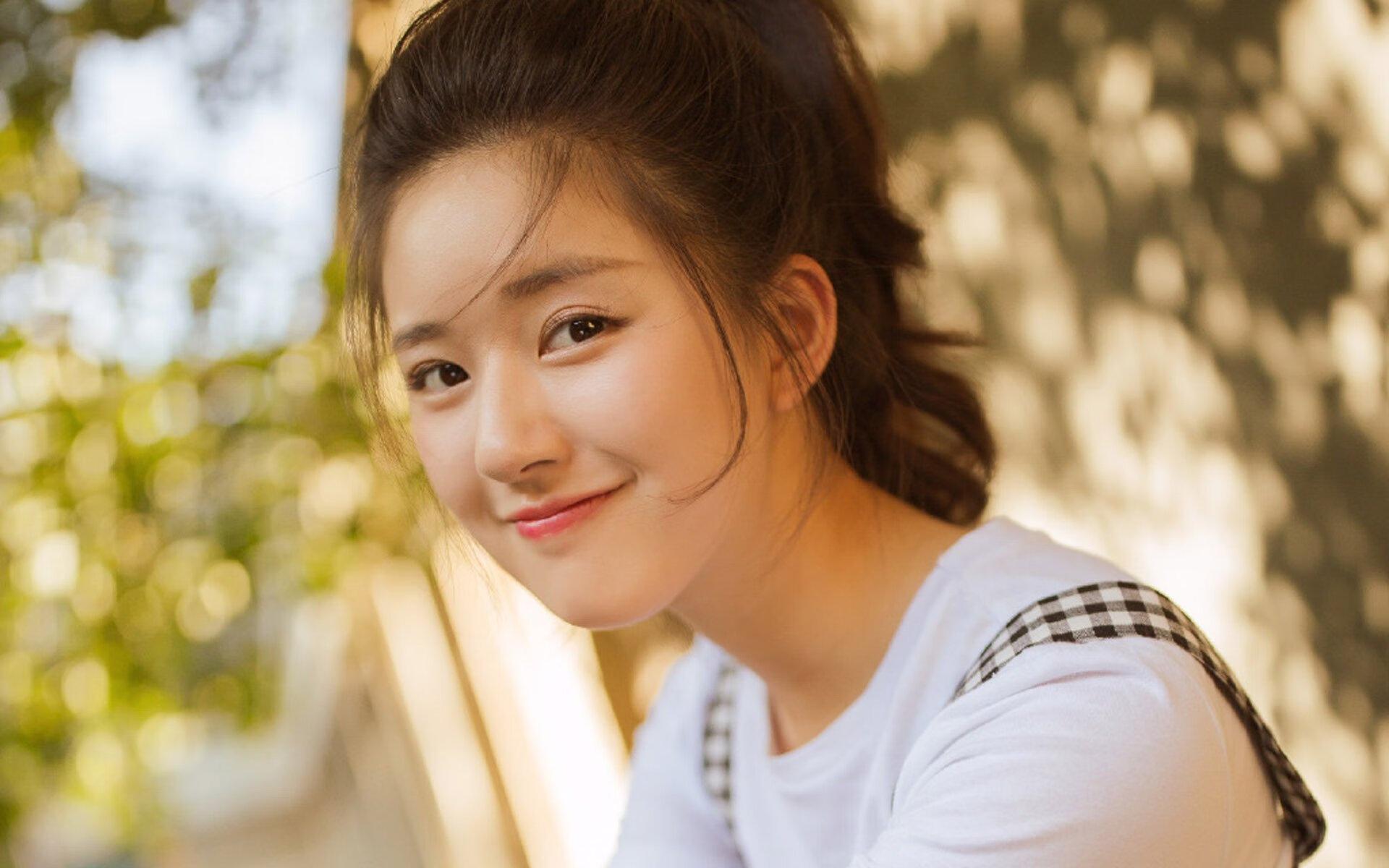 AIYOUXI.COM-热刺客场负于利物浦，德比失利