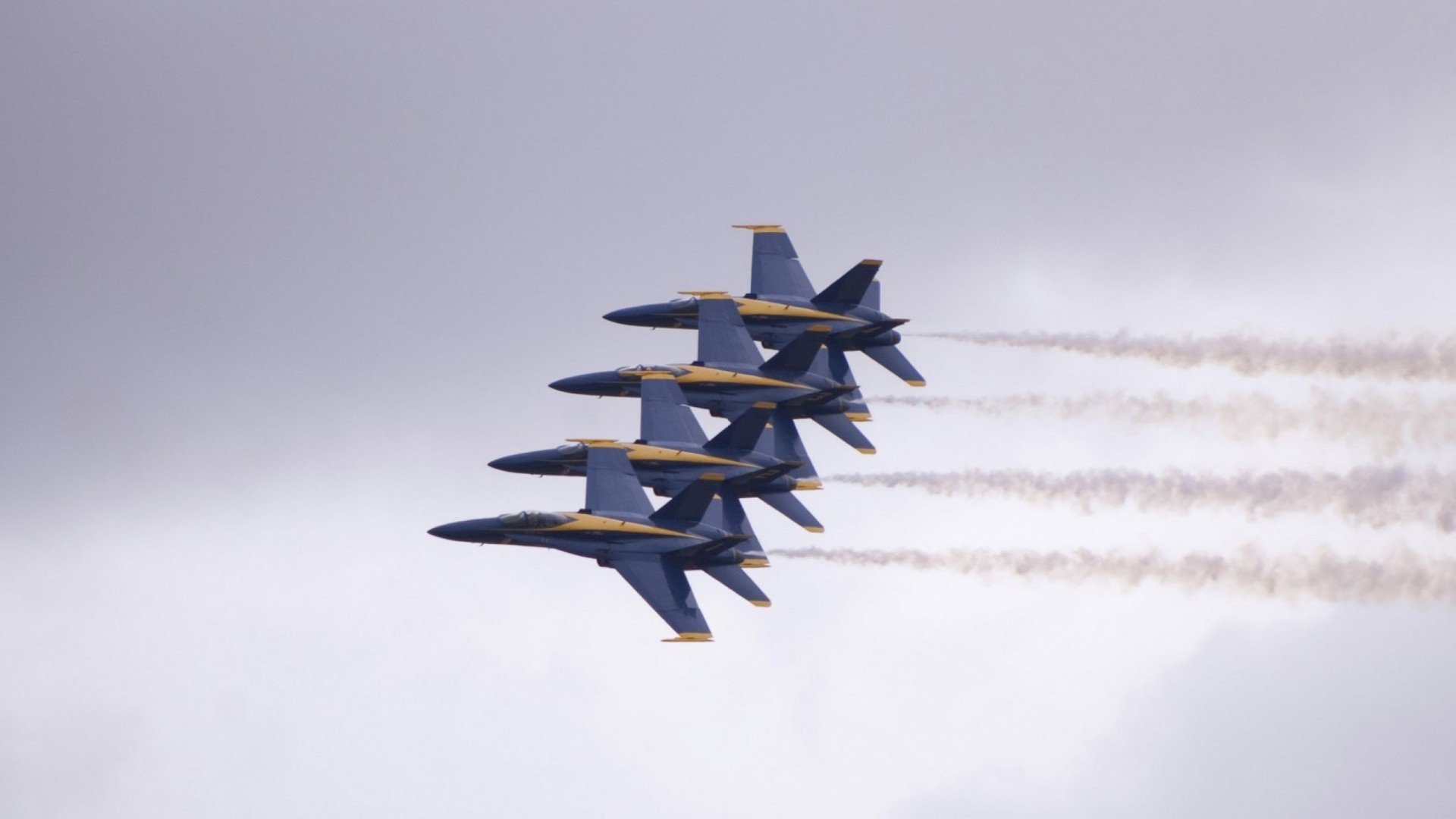 爱游戏官方-国足新星首次首发收获处子进球，国足新队员