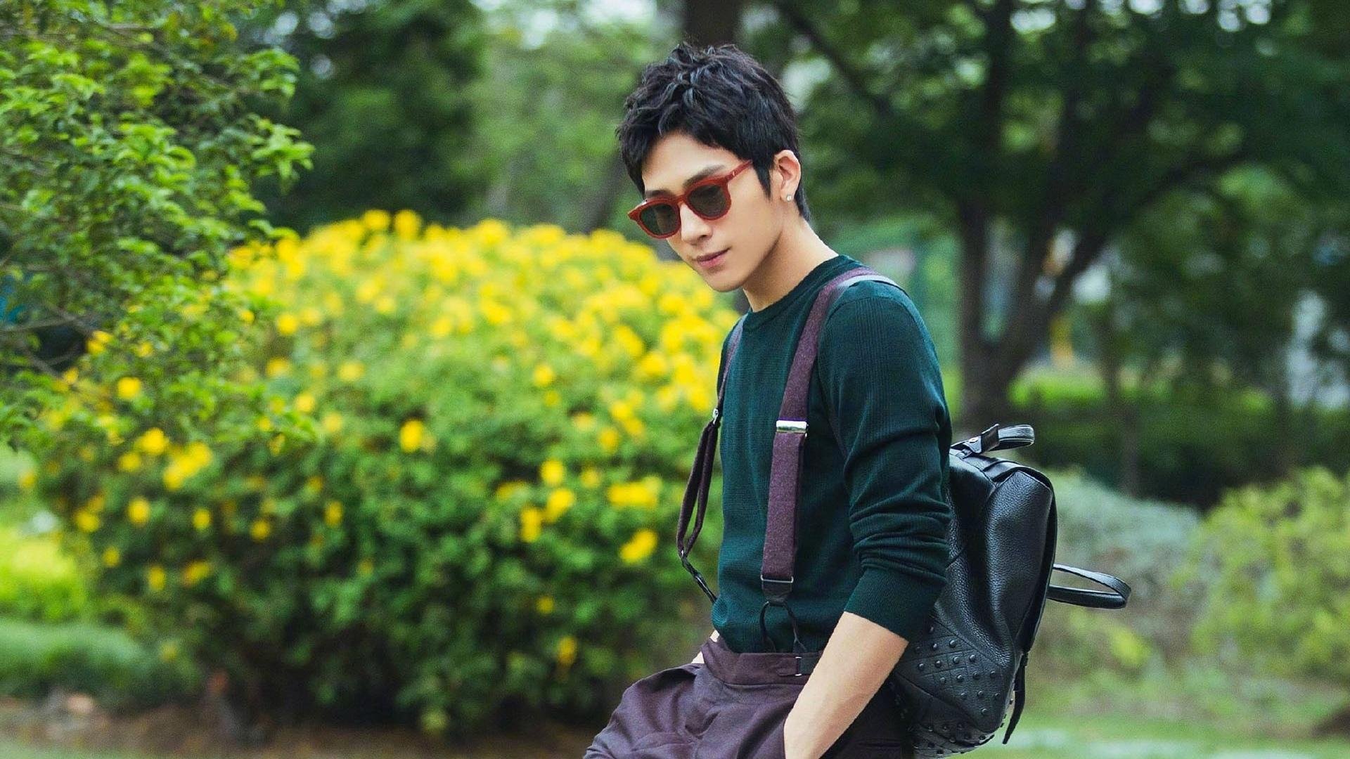 英超冲刺激烈:悬念、精彩、荣耀不停!,英超满场